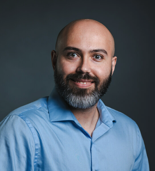 Zenus Bank Rene Velez